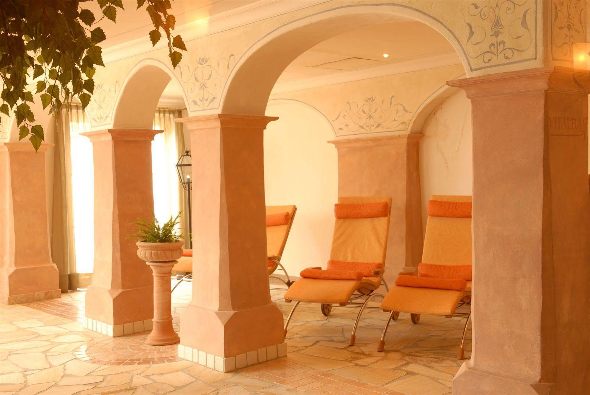 Wellnesshotel Erica Nova Ponente Exterior foto